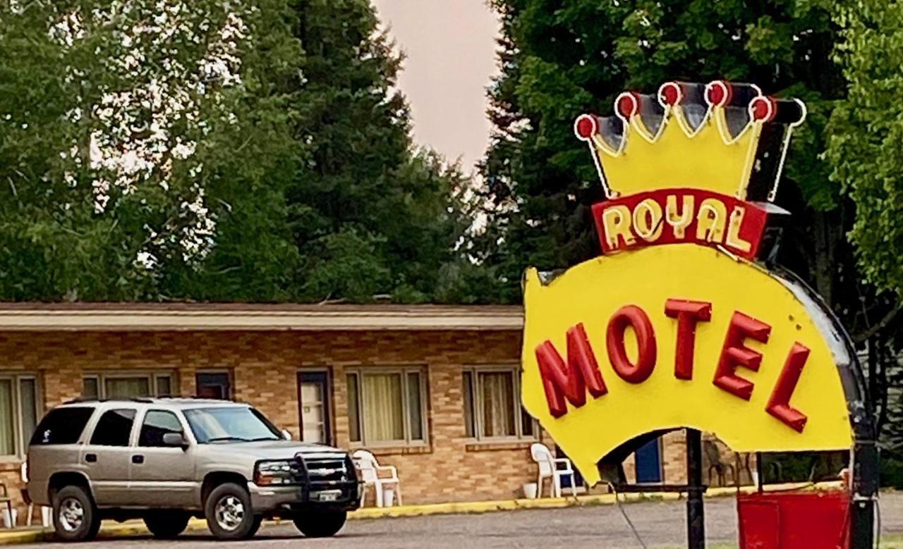 Royal Motel Ironwood Exterior photo